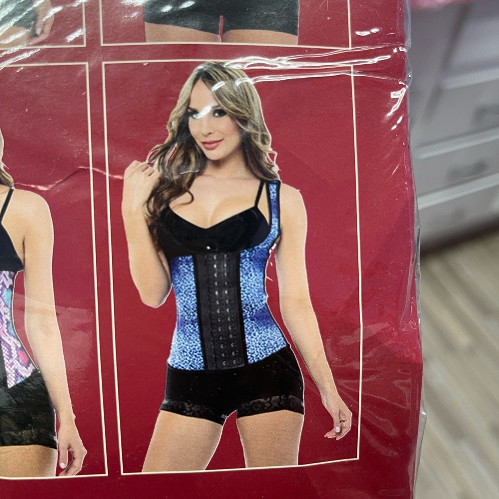 Latex waist trainers